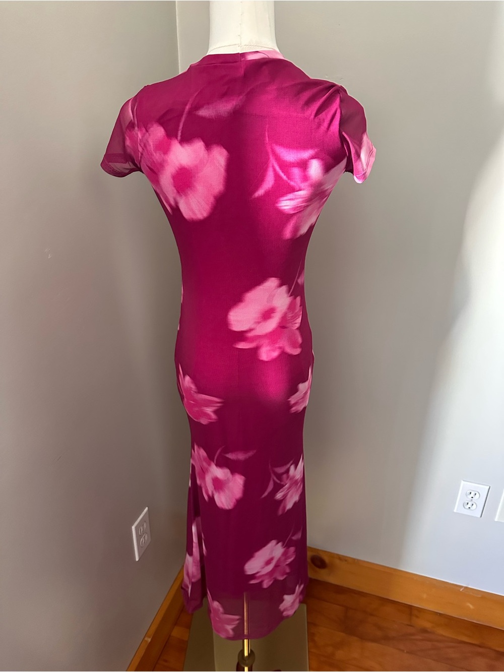 NWT See You Monday Burgundy Floral Dress - Picture 3 of 13